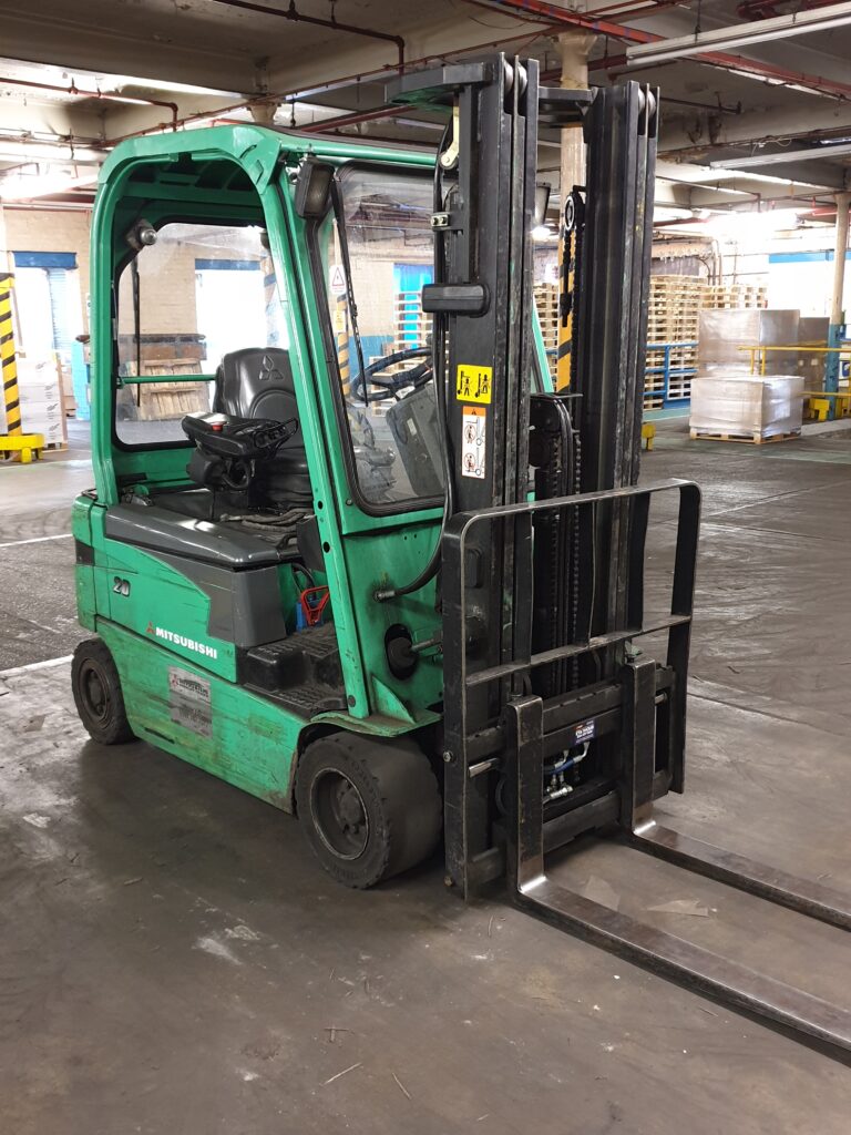 Buying or renting Forklifts